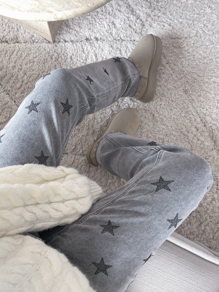 Essie Star Straight Leg Jeans / Grey