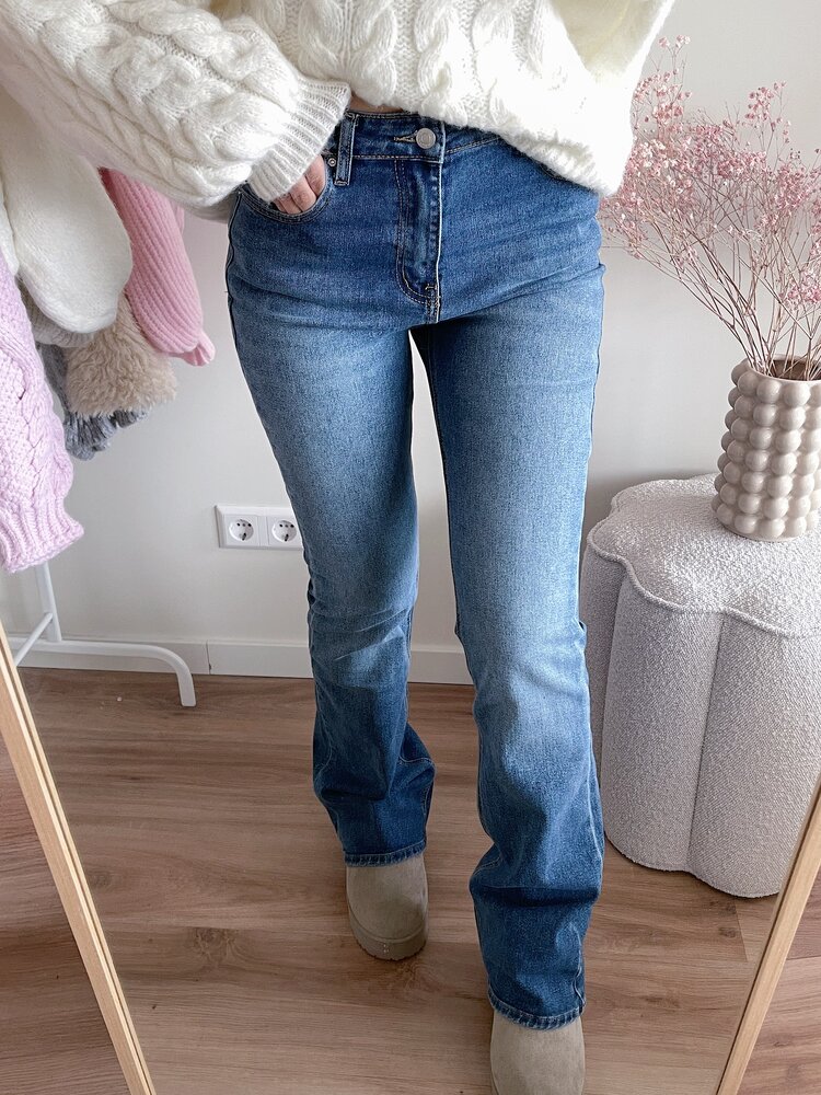 Jente Basic Flared Jeans / Blue