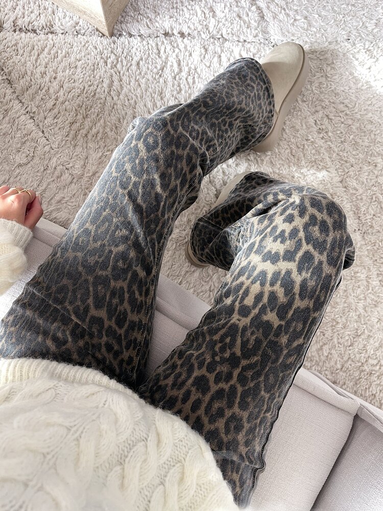 Julie Leopard Flared Jeans