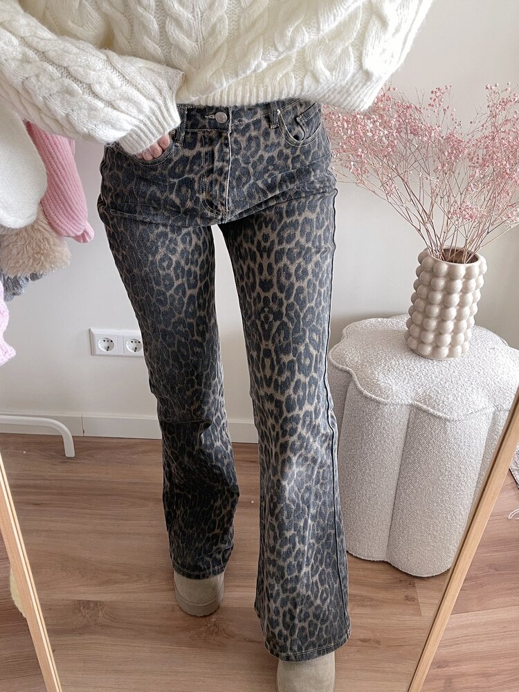 Julie Leopard Flared Jeans