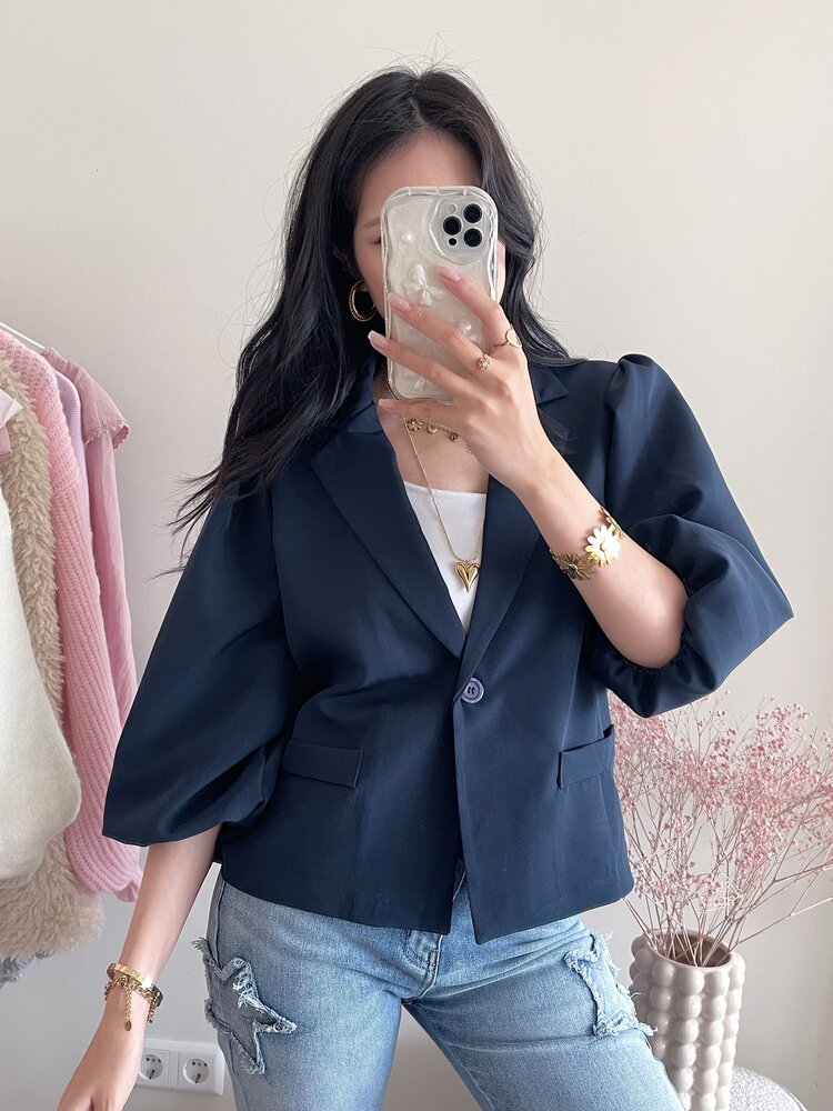 Ellie Short Balloon Sleeve Blazer / Navy Blue
