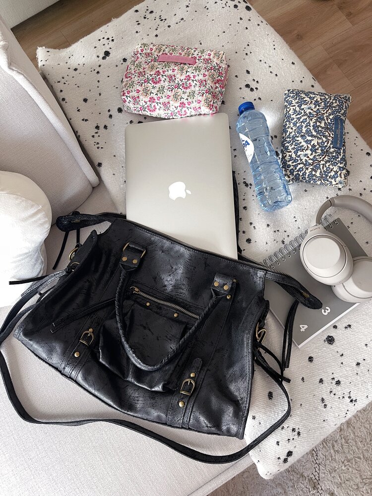 Blaire City Studs Bag / Black