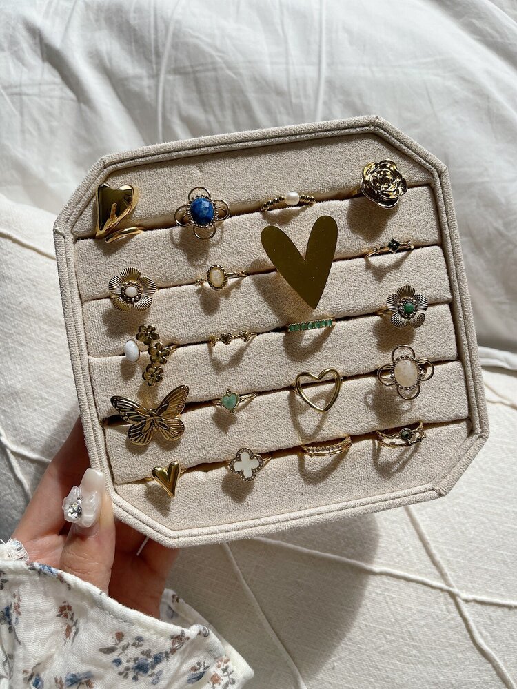 Gold Heart Tiny Pearl Ring