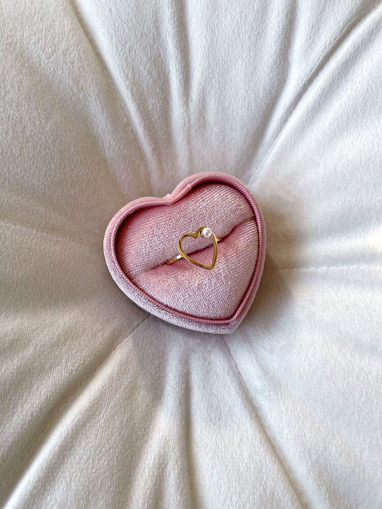 Gold Heart Tiny Pearl Ring