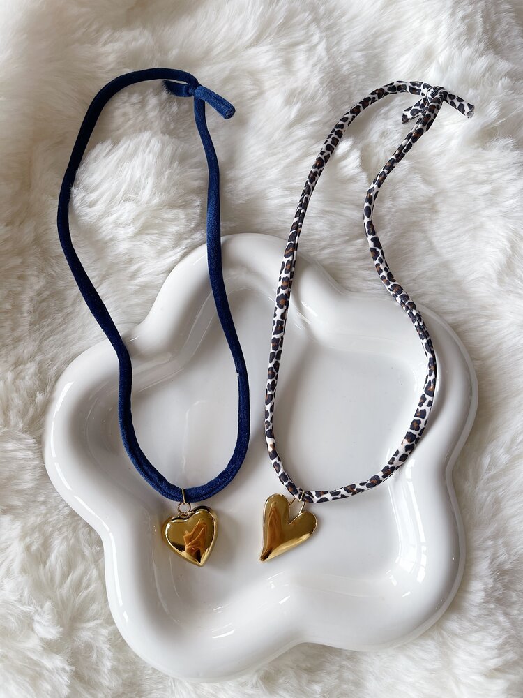 Elastic Heart Necklace / Leopard