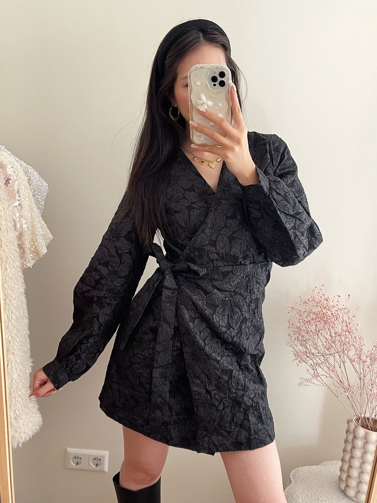 Aysha Flower Wrap Dress / Black