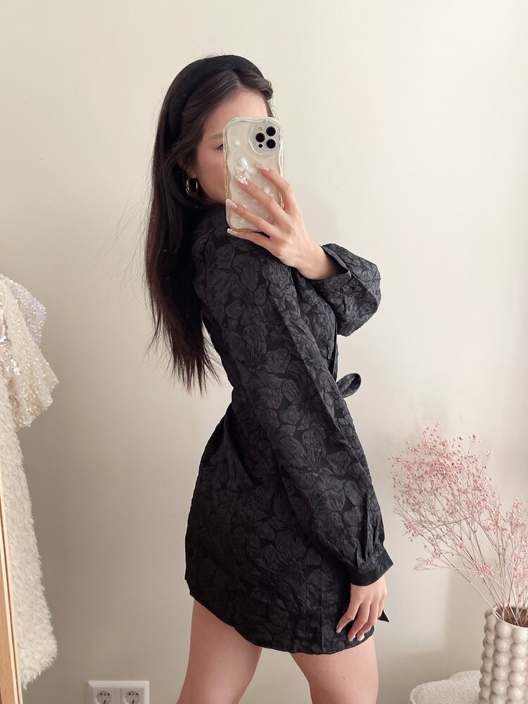 Aysha Flower Wrap Dress / Black