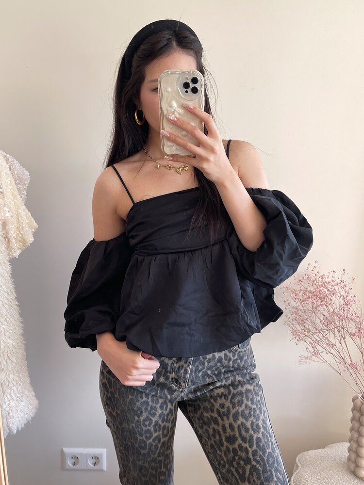 Linde Puff Sleeve Top / Black