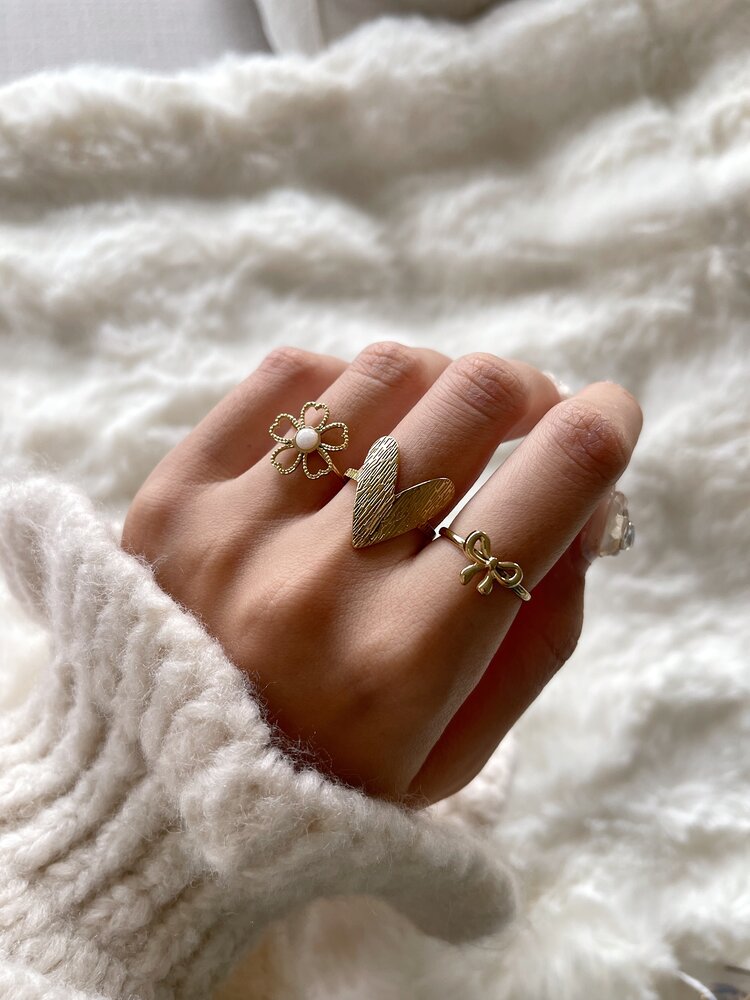 Gold Big Textured Heart Ring