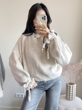 Aileen Oversized Bow Knit Sweater / Off White