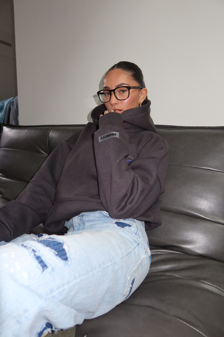 Priority Signature Hoodie / Dark Grey