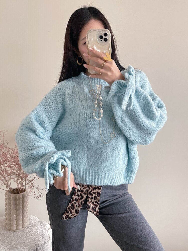 Aileen Oversized Bow Knit Sweater / Light Blue