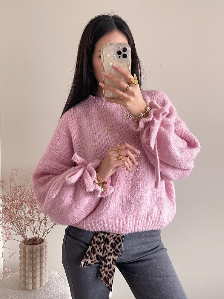 Aileen Oversized Bow Knit Sweater / Light Pink