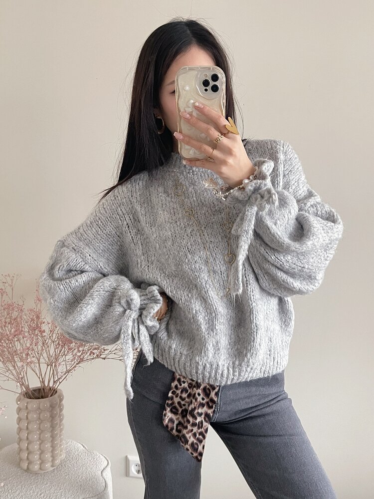 Aileen Oversized Bow Knit Sweater / Grey