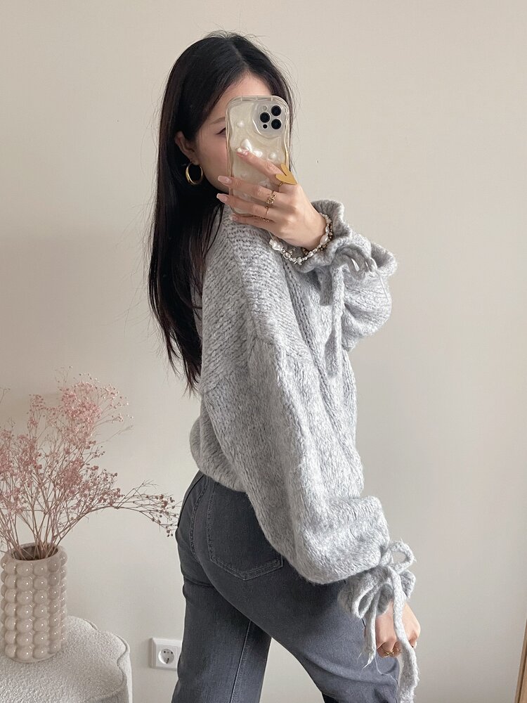 Aileen Oversized Bow Knit Sweater / Grey