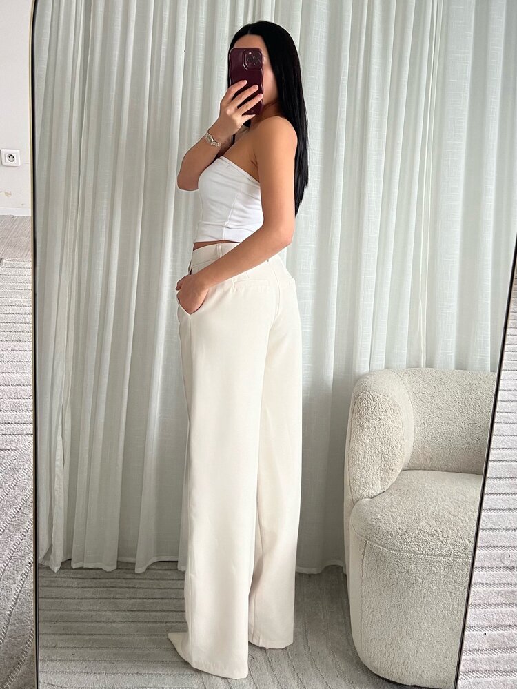 Lova Low Waist Straight Leg Trousers / Cream (TALL)