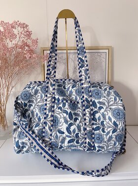 Yasmina Flower Travel Bag / Light Blue