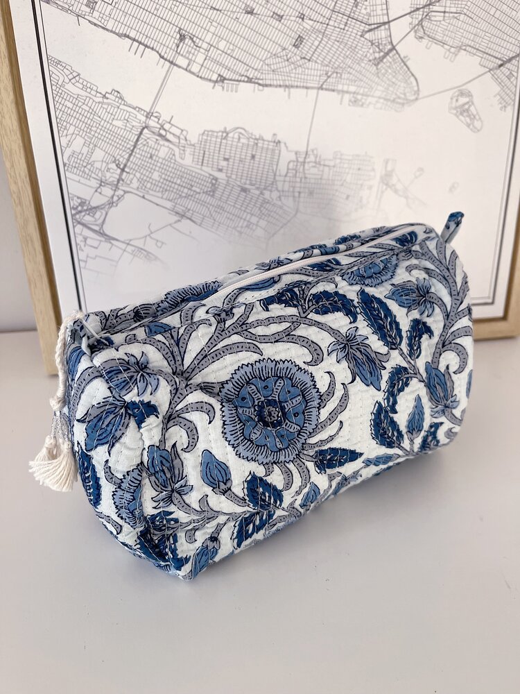 Bali Flower Pouch / Light Blue (M)