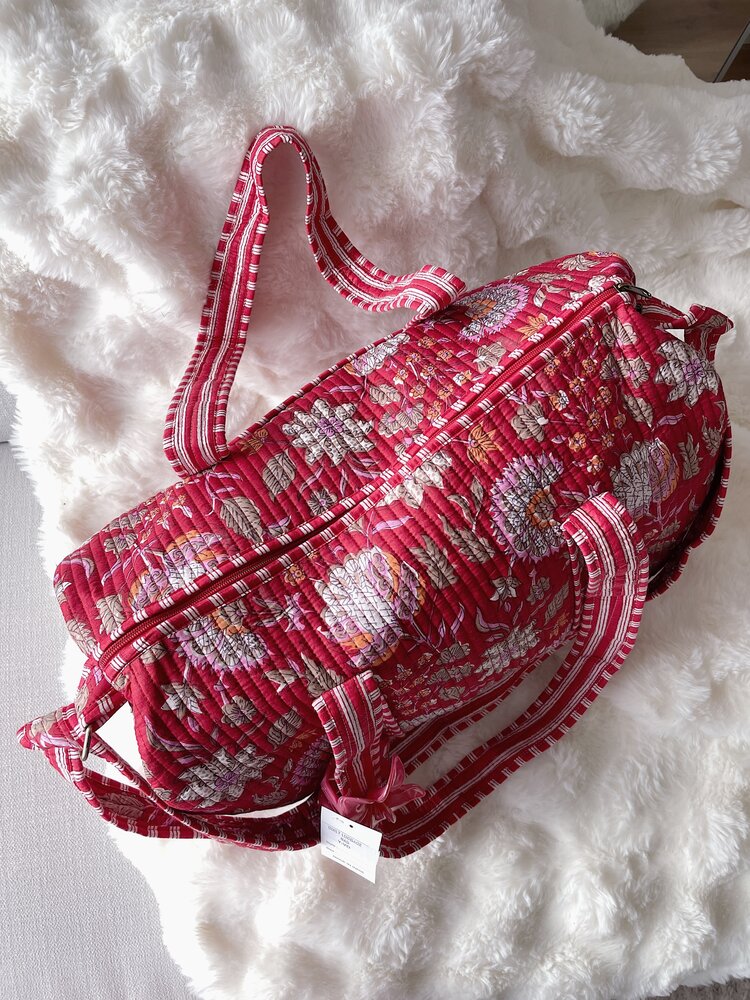 Yasmina Flower Travel Bag / Red Pink