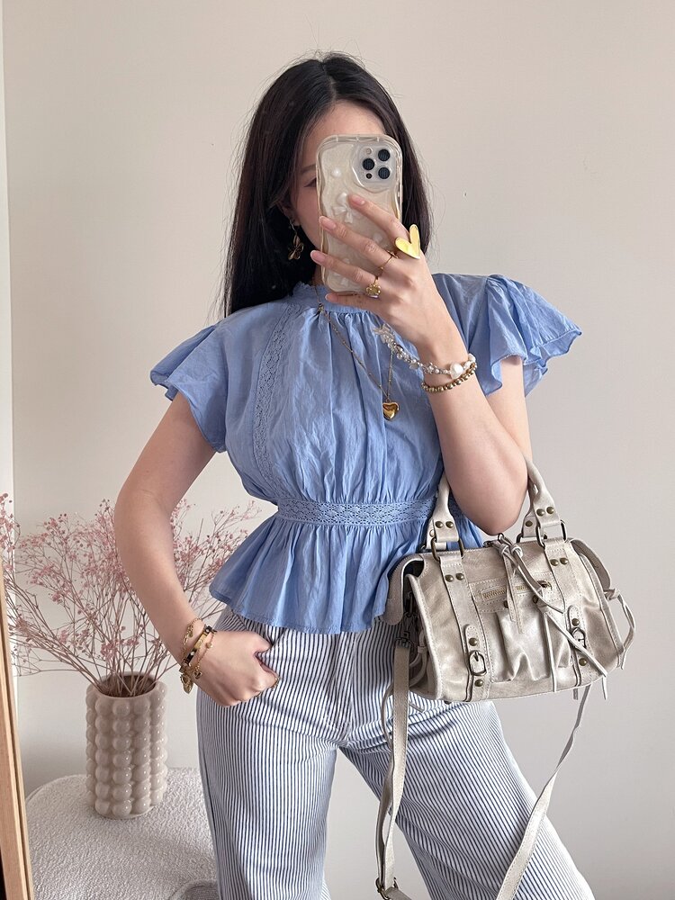 Eliana Embroidered Blouse / Blue