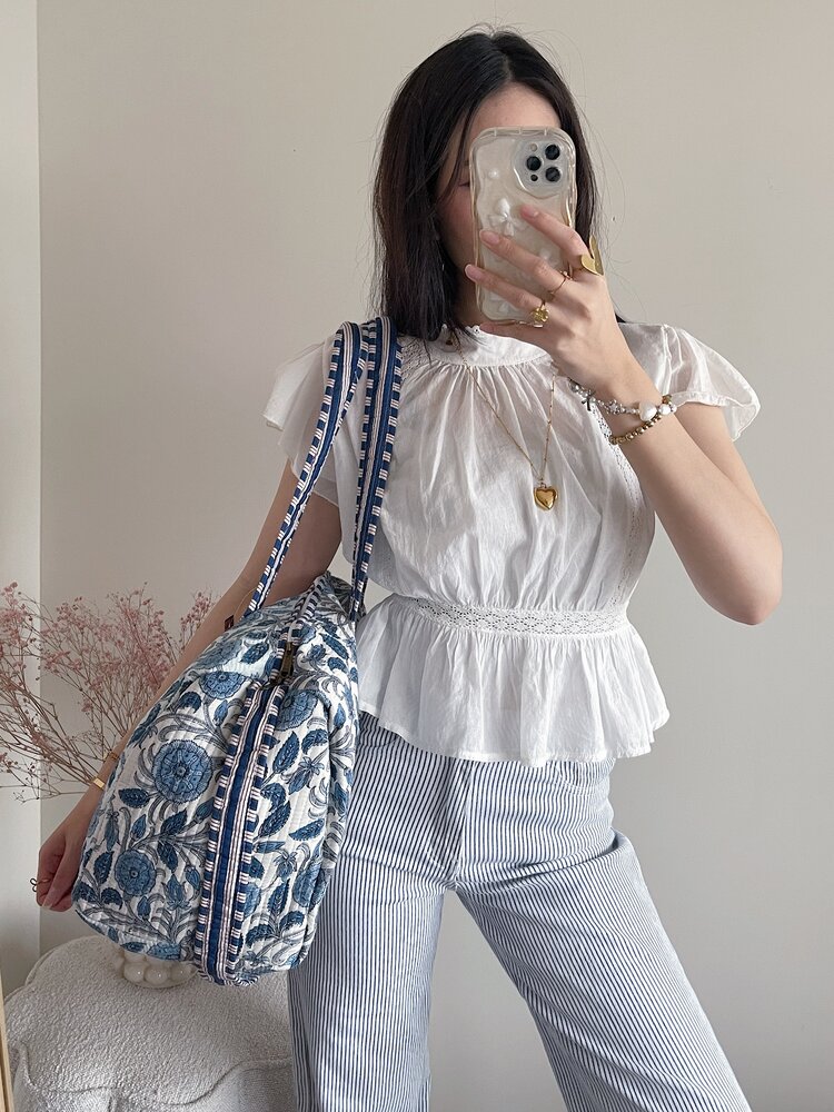 Yasmina Flower Travel Bag / Light Blue