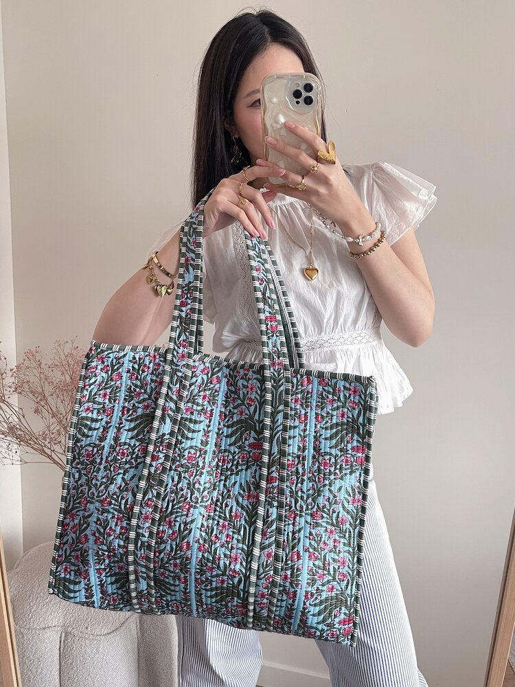 Macie Flower Shopper Bag / Blue & Pink