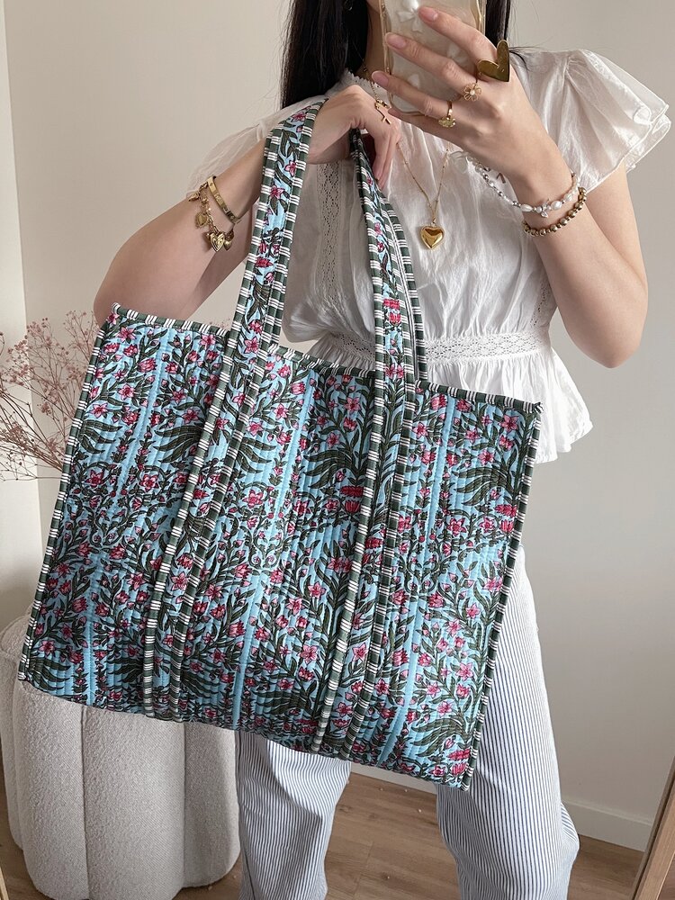 Macie Flower Shopper Bag / Blue & Pink