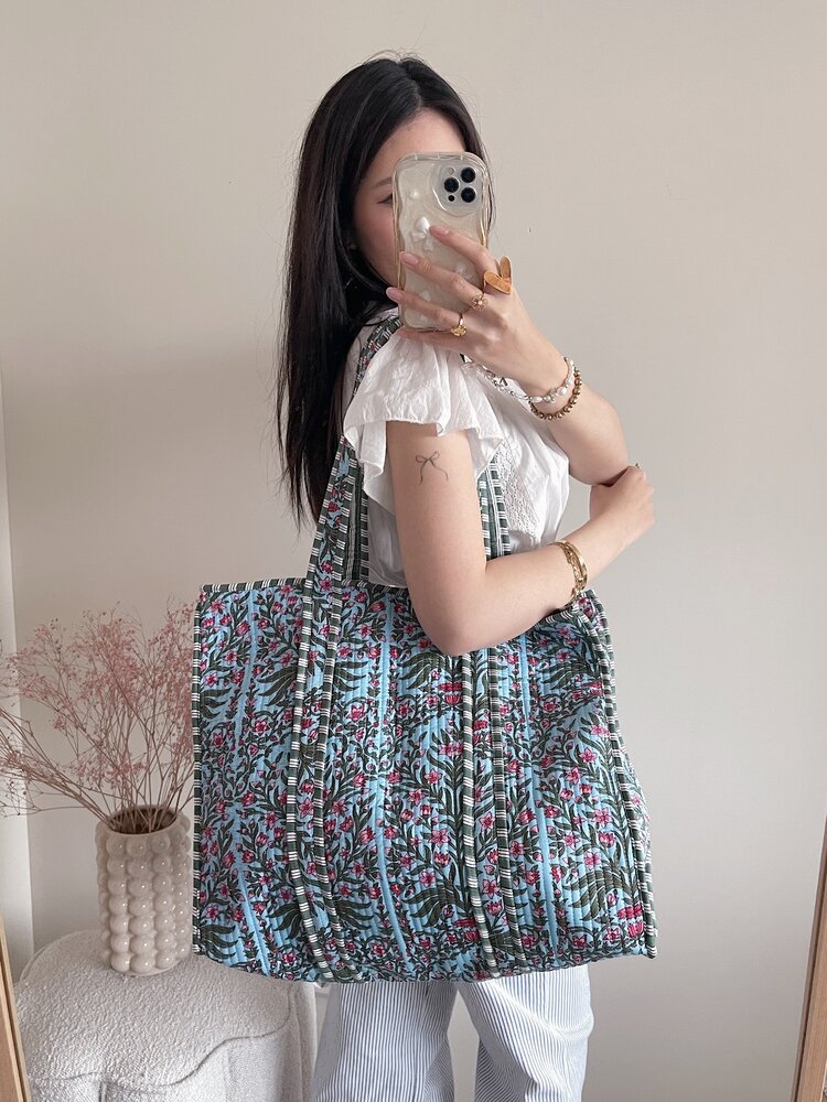 Macie Flower Shopper Bag / Blue & Pink