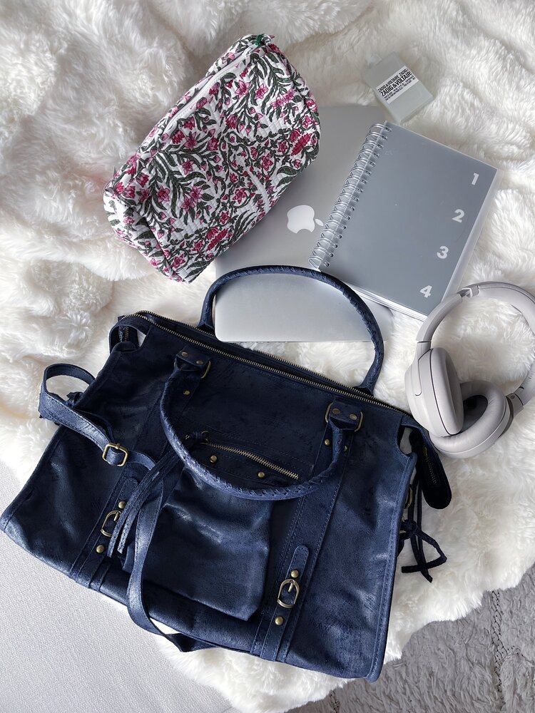 Blaire City Studs Bag / Navy Blue