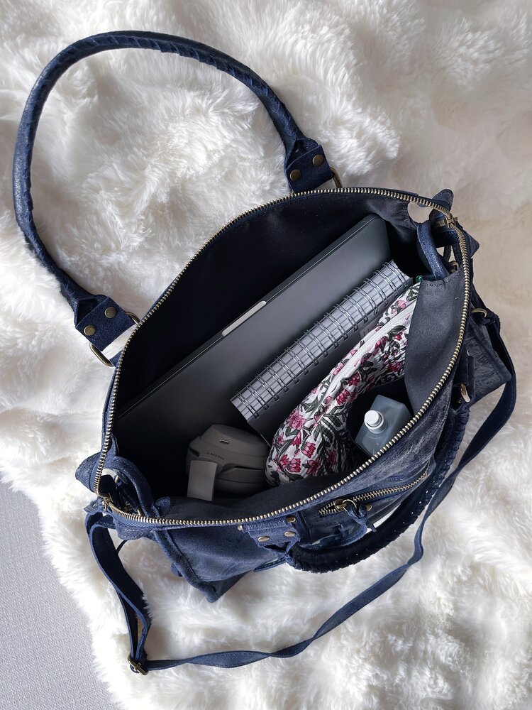 Blaire City Studs Bag / Navy Blue