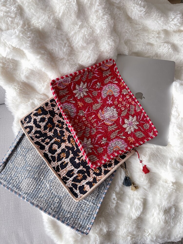 Evia Leopard Laptop Pouch / Brown