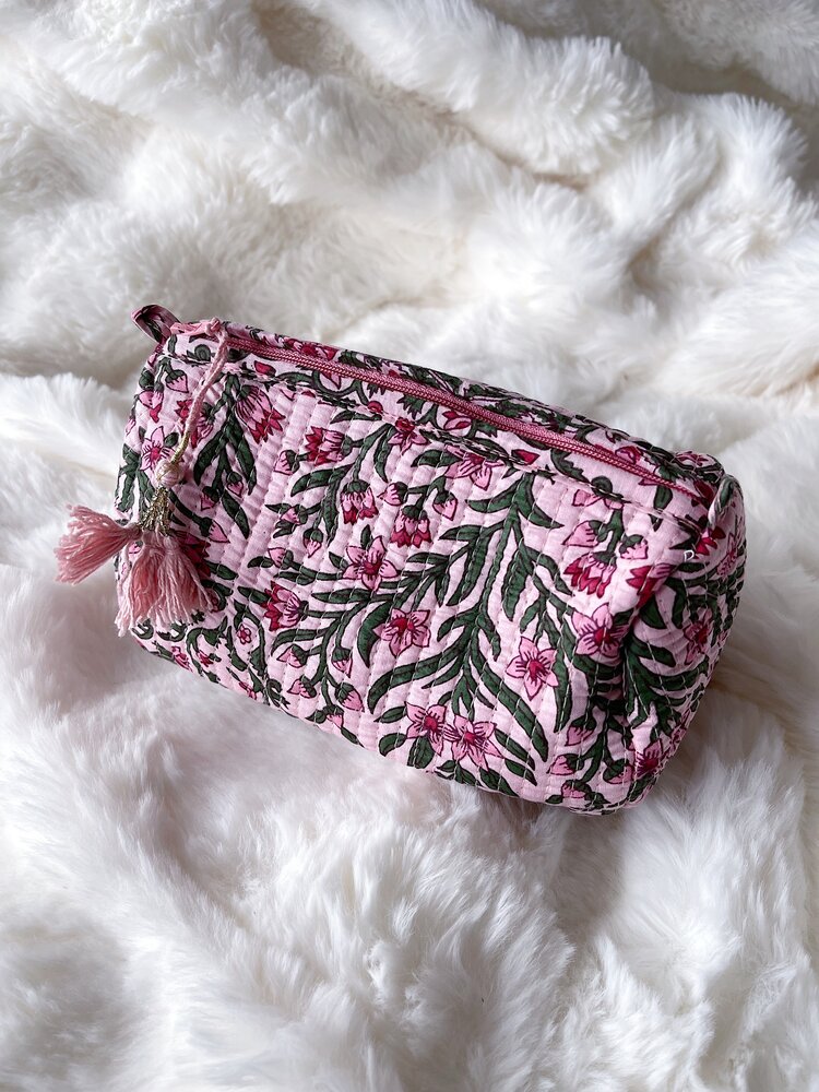 Bali Flower Pouch / Pink & Green (S)