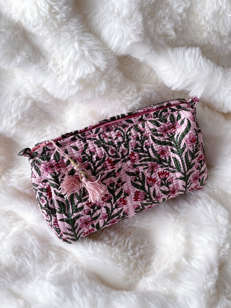 Bali Flower Pouch / Pink & Green (M)
