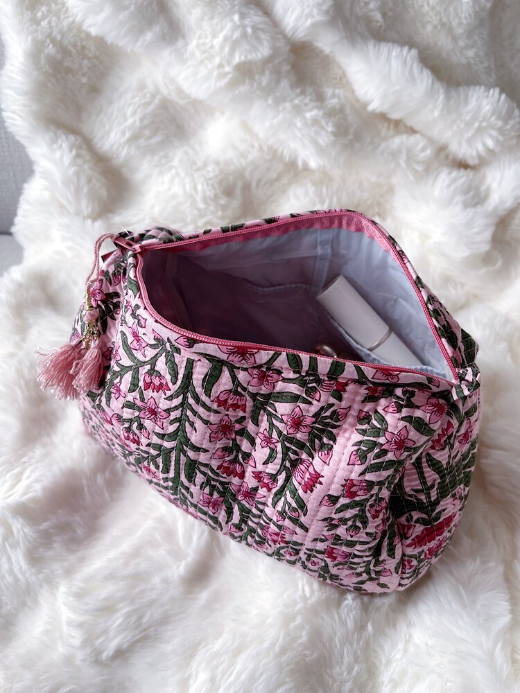 Bali Flower Pouch / Pink & Green (L)