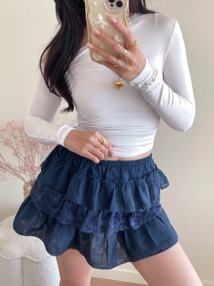 Vallie Ruffle Lace Skort / Navy Blue