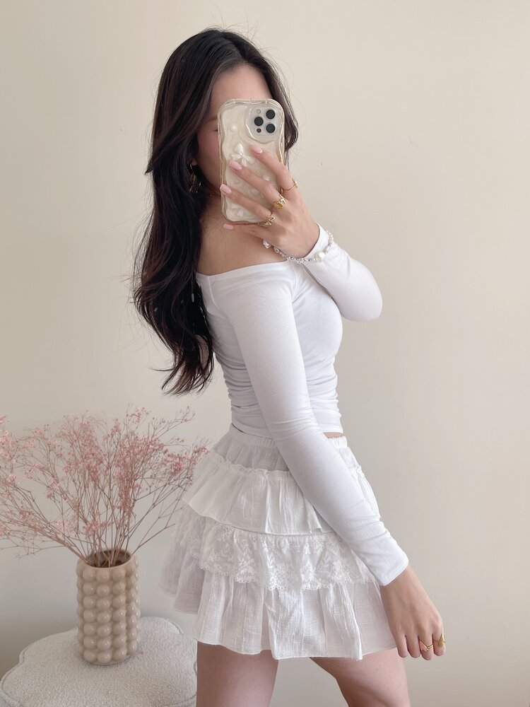 Vallie Ruffle Lace Skort / White