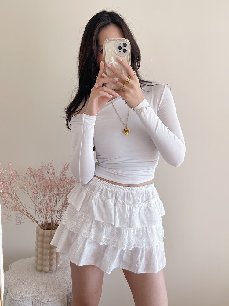Vallie Ruffle Lace Skort / White