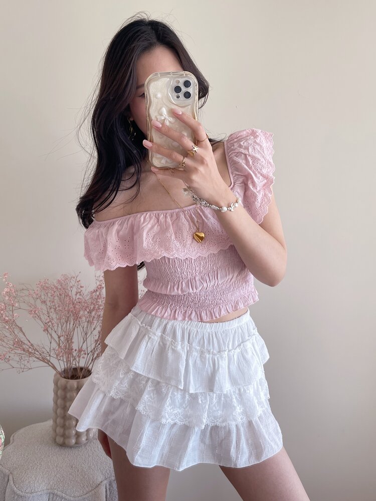 Isabella Embroidered Top / Light Pink