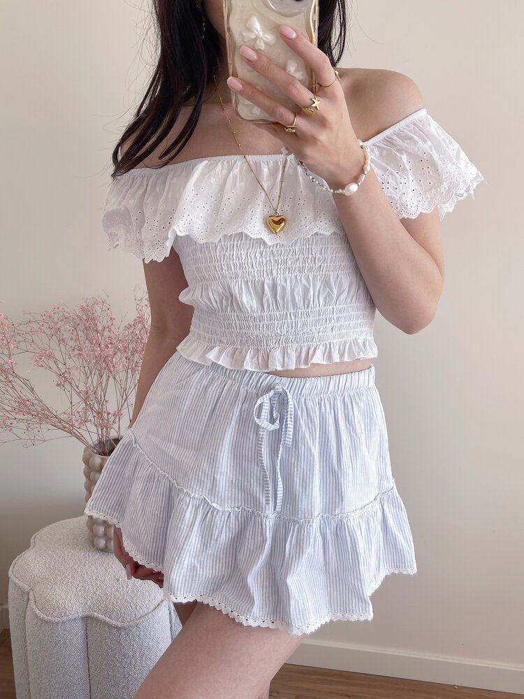 Isabella Embroidered Top / White