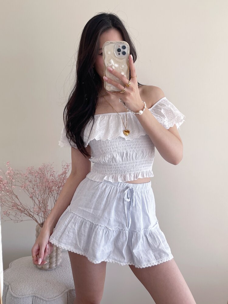 Isabella Embroidered Top / White