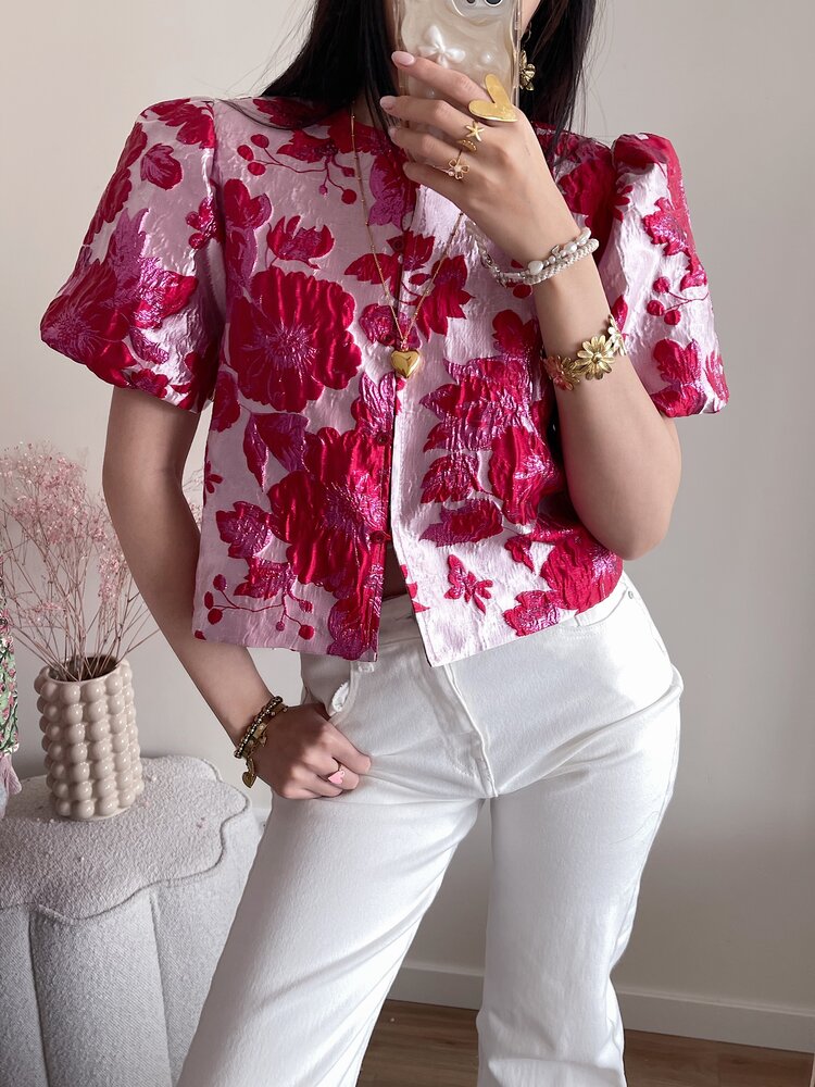 Sumire Jacquard Floral Puff Top / Red & Pink