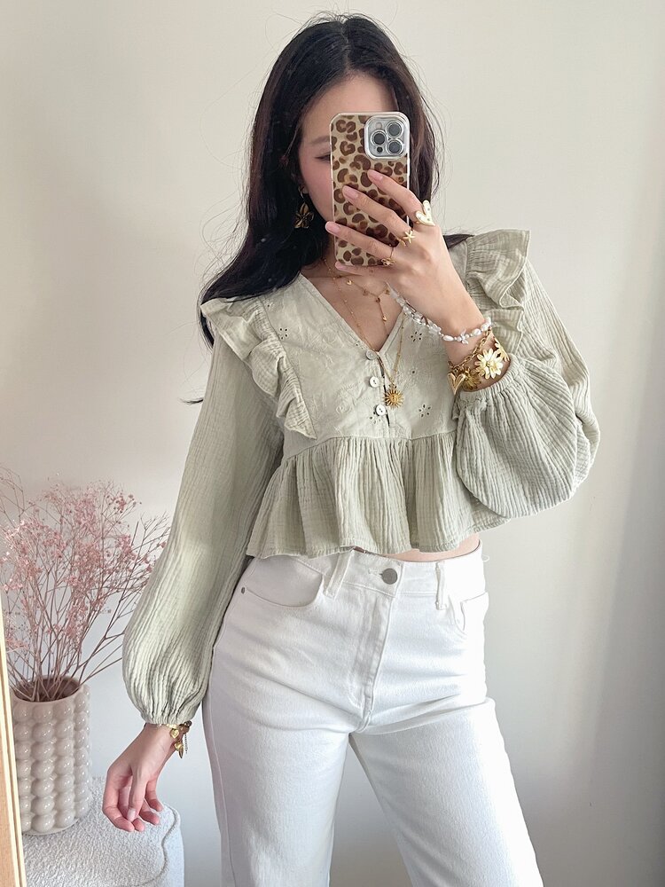 Millane Embroidered Blouse / Sage Green