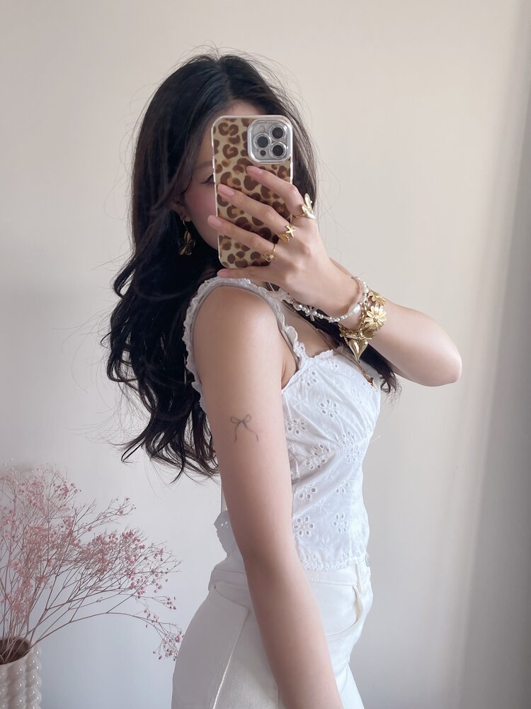 Ghislaine Embroidered Frill Cami Top / White