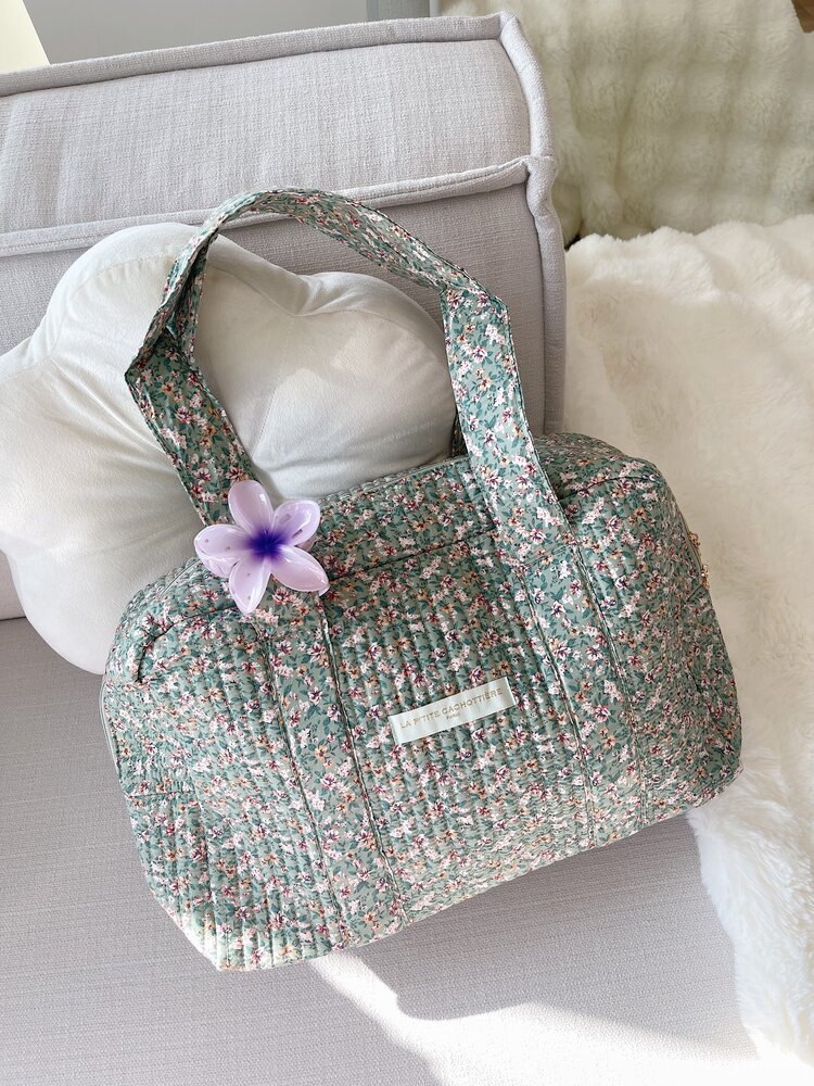 Acacia Flower Travel Bag / Sage Green