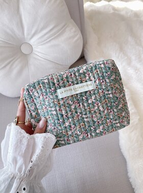 Marly Flower Toiletry Bag / Sage Green (Medium)
