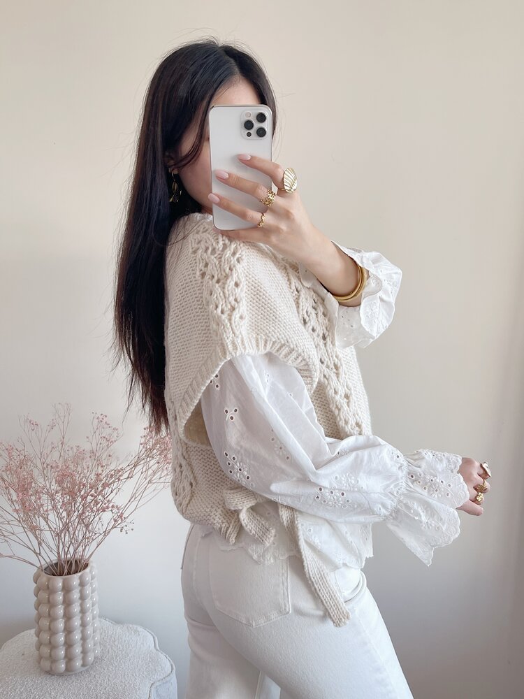 Nadira Bow Gilet Sweater / Beige