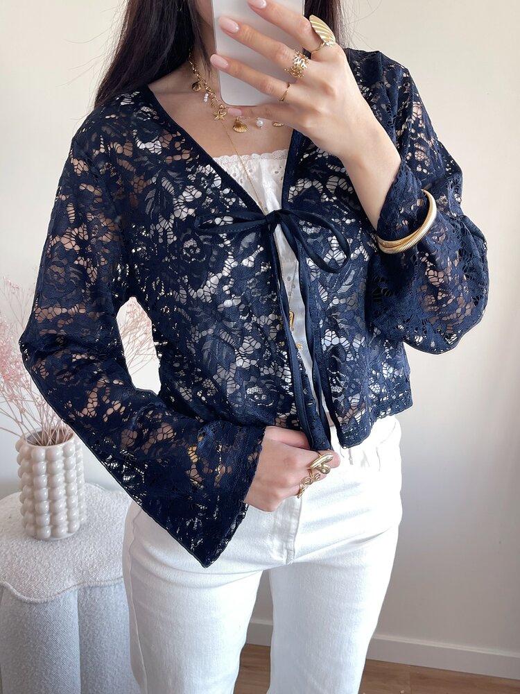 Magnolia Lace Cardigan / Navy Blue