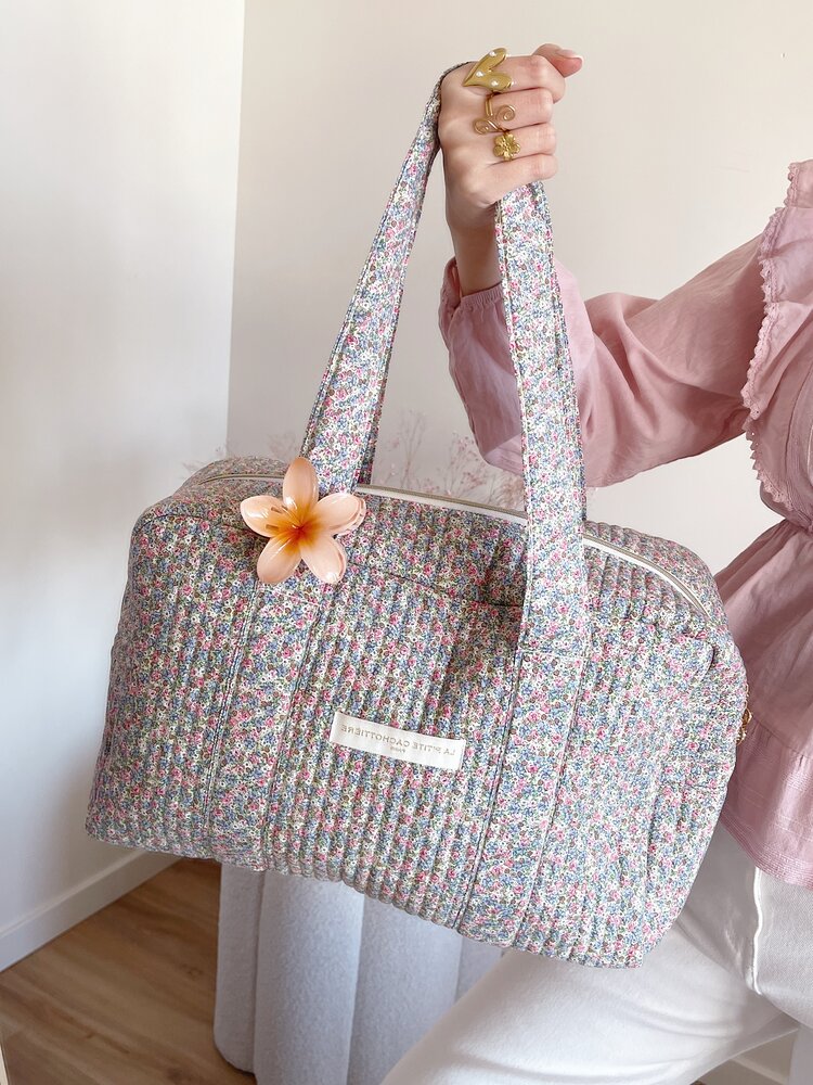 Acacia Flower Travel Bag / Pink & Blue