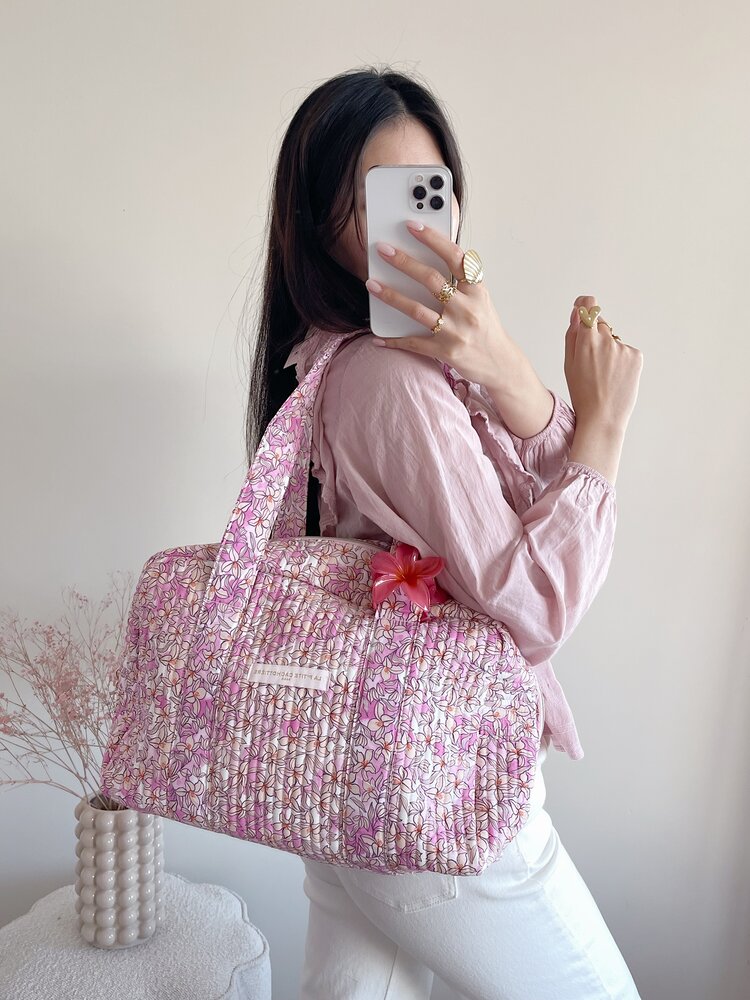 Acacia Flower Travel Bag / Lemonade Pink