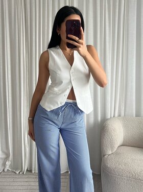 Sanya Button Waistcoat / White